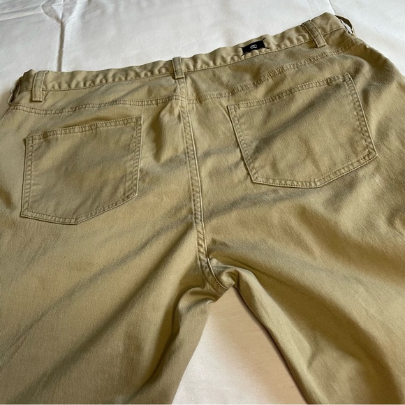 Men’s DC Casual Khaki Straight Pants Size 38 - Picture 10 of 15